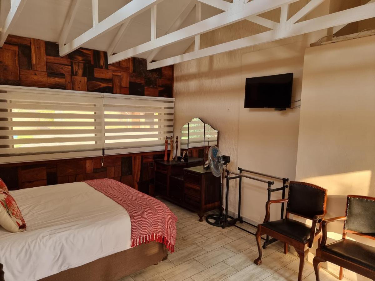 Jochem Inn Rietvalleirand Экстерьер фото